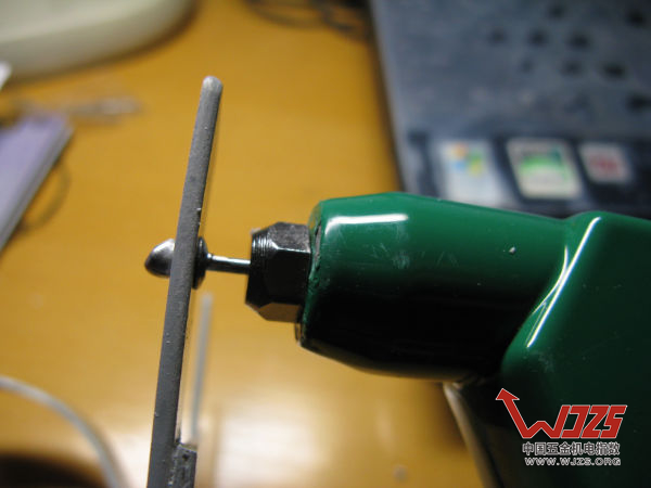 铆钉枪 拉钉枪 使用方法